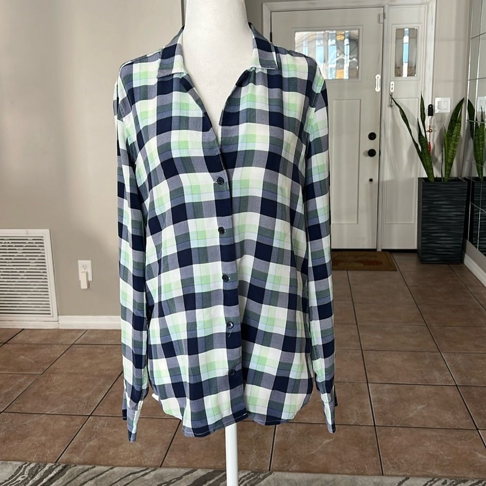 Equipment Femme Women's Checkered 100% Silk Button Front Shirt Blouse Top